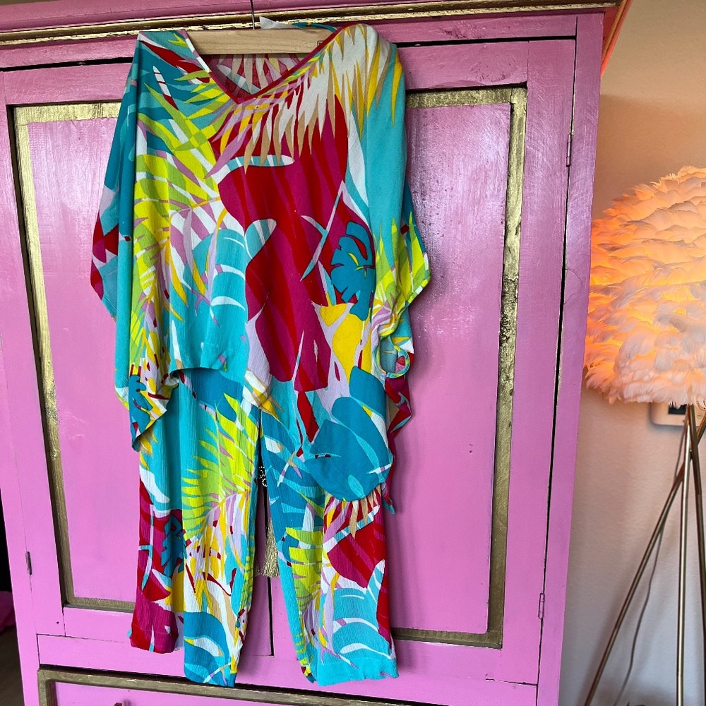 Natori tropical cropped PJ set